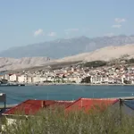 Krznar - Stari Grad Pag * פג