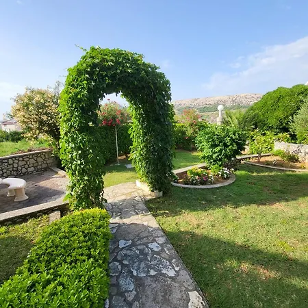 Krznar - Stari Grad Pag * Pag Town