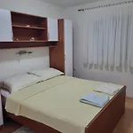Krznar - Stari Grad Pag Apartment