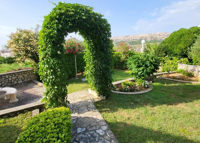 Krznar - Stari Grad Pag * Pag Town