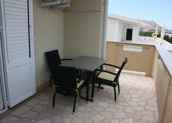 Apartman Krznar - Stari Grad Pag